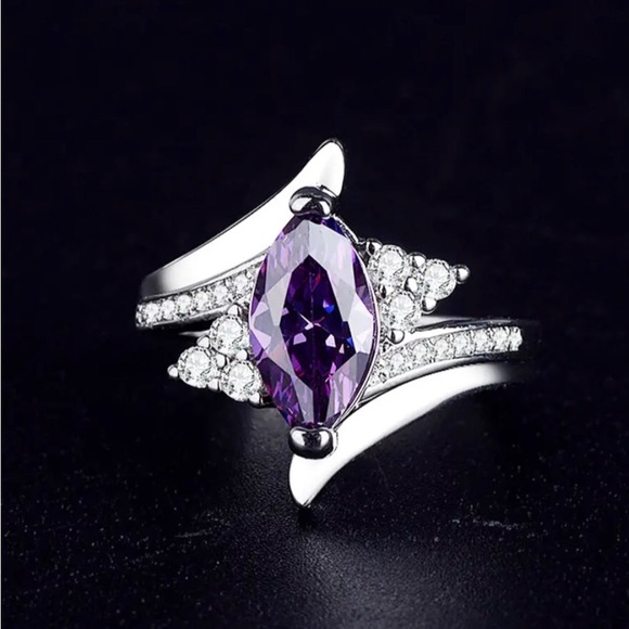 PURPLE GEMSTONE RING - Picture 6 of 8